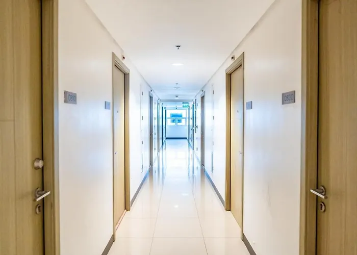 Modern At Shore 1 Residences Tower C - Near Mall Of Apartment *
