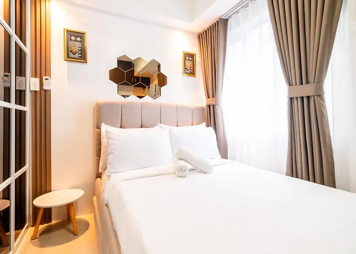 Modern At Shore 1 Residences Tower C - Near Mall Of *